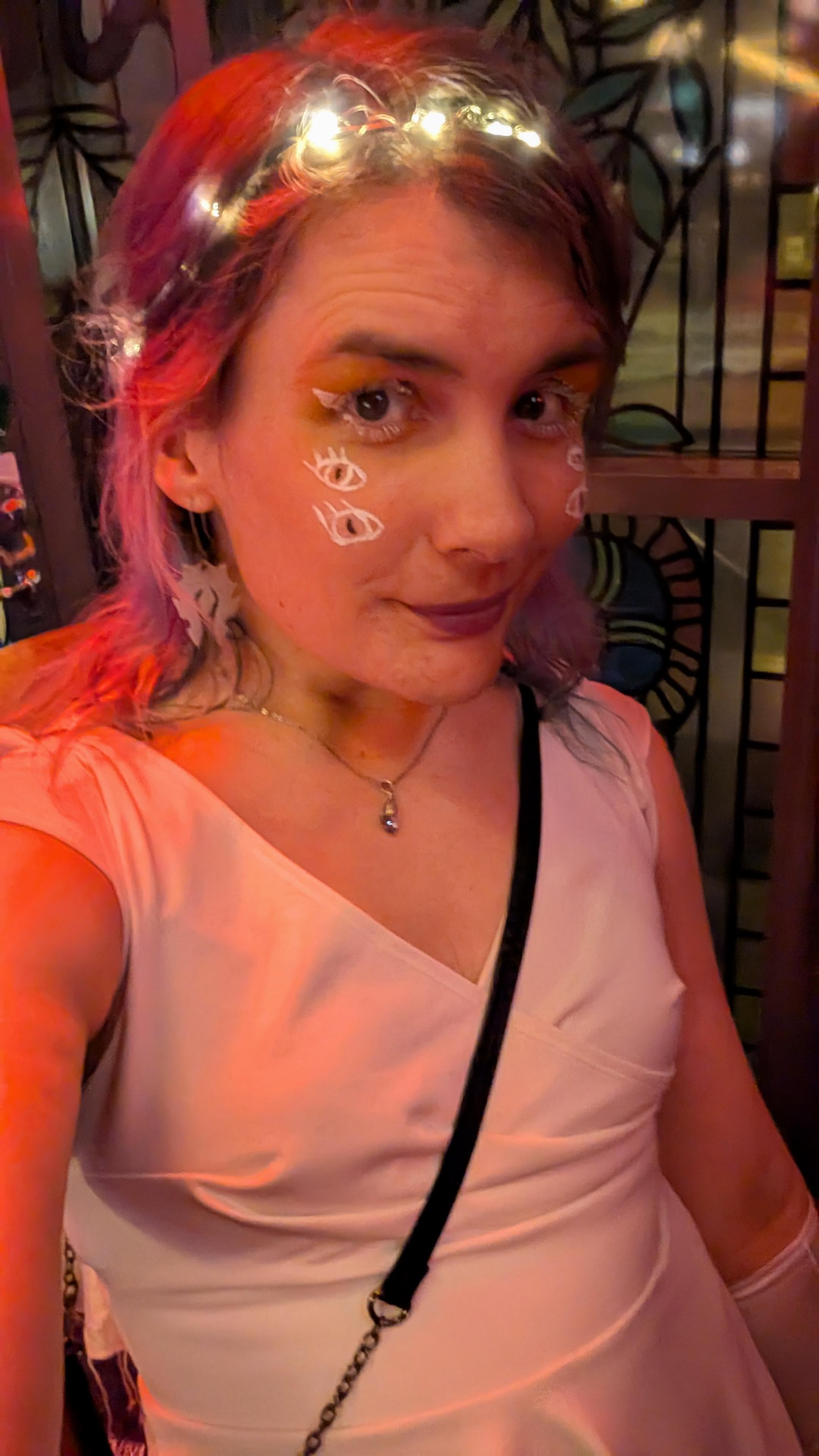 Ash in situ at a nightclub halloween party looking cute.